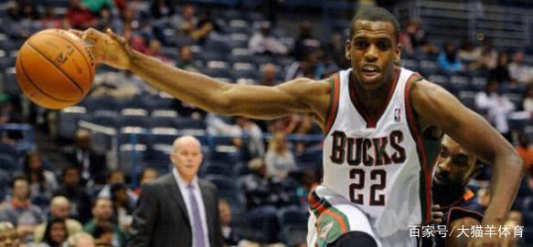 格拉斯纳：球队表现让我骄傲，我们渴望胜利并最终如愿以偿