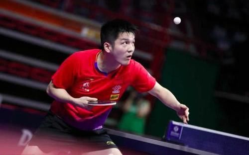 媒体人建言邵佳一：必须年轻化，在场上要争主动权和快节奏