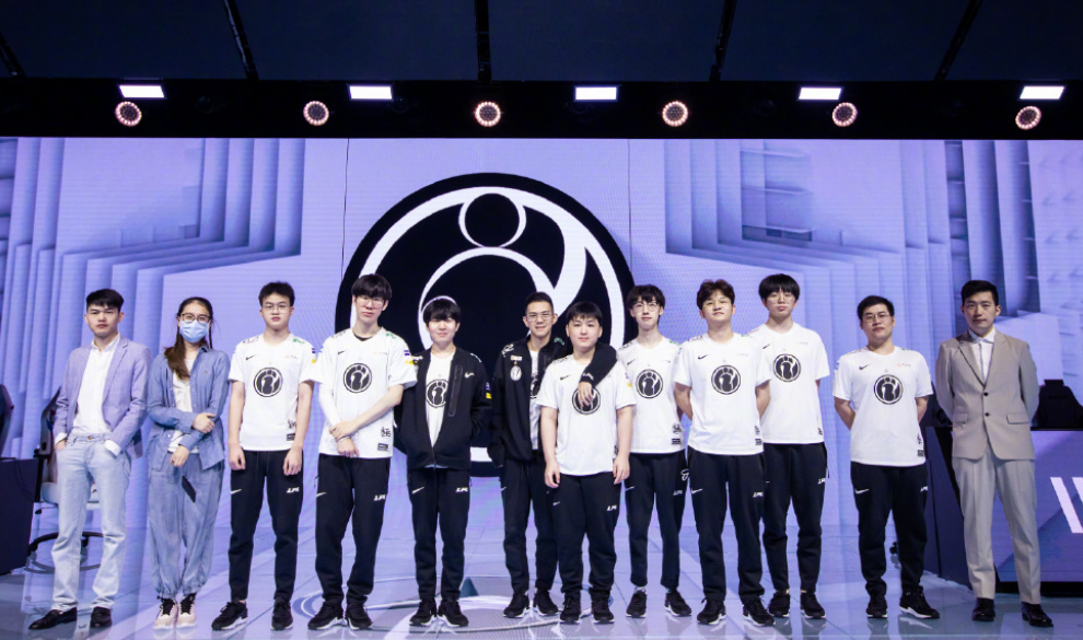 与亨利搭档 与亨利搭档