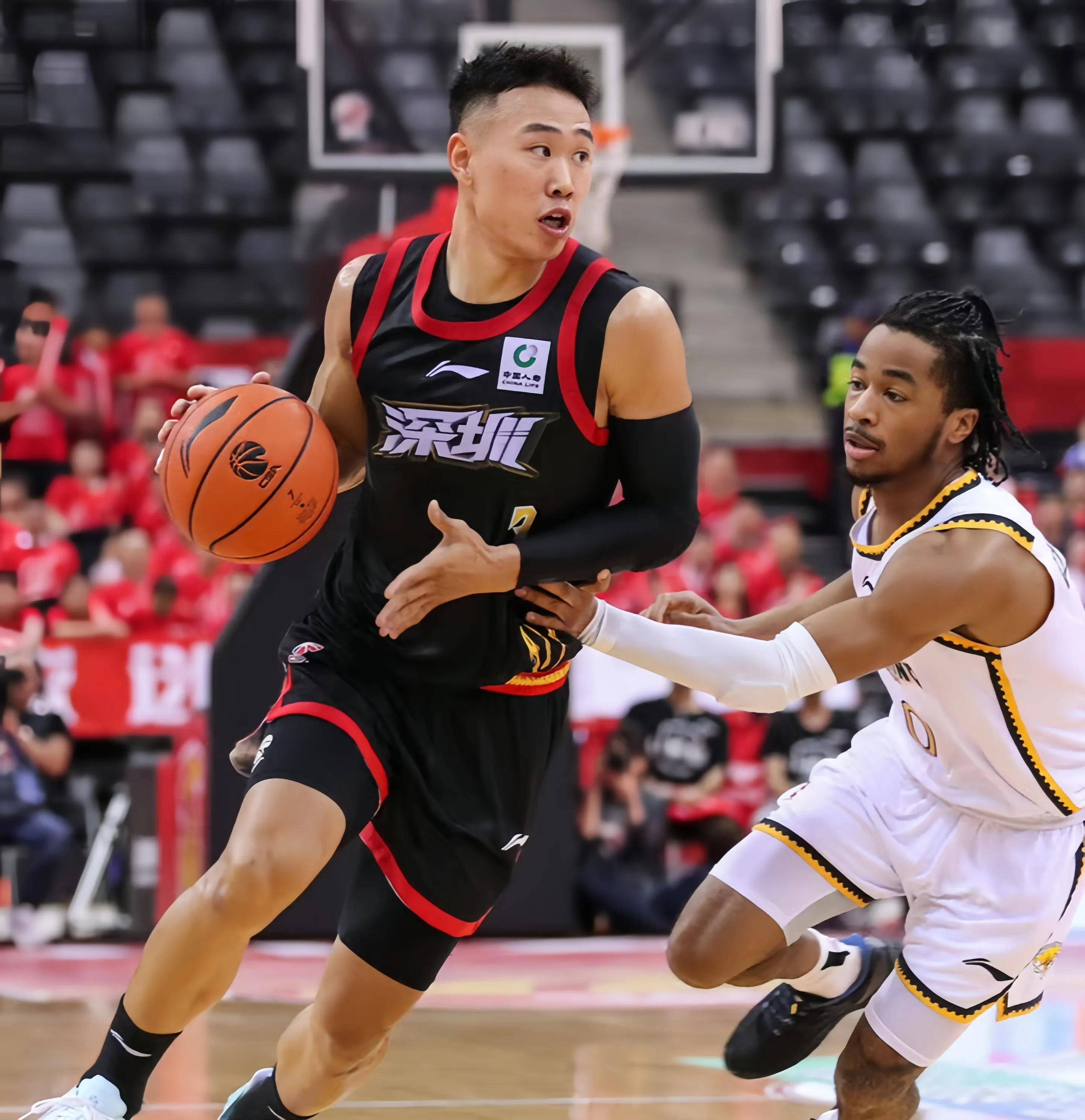 而莱万的个 而莱万的个